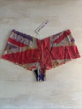 Private Arts Union Jack low rise cheeksters